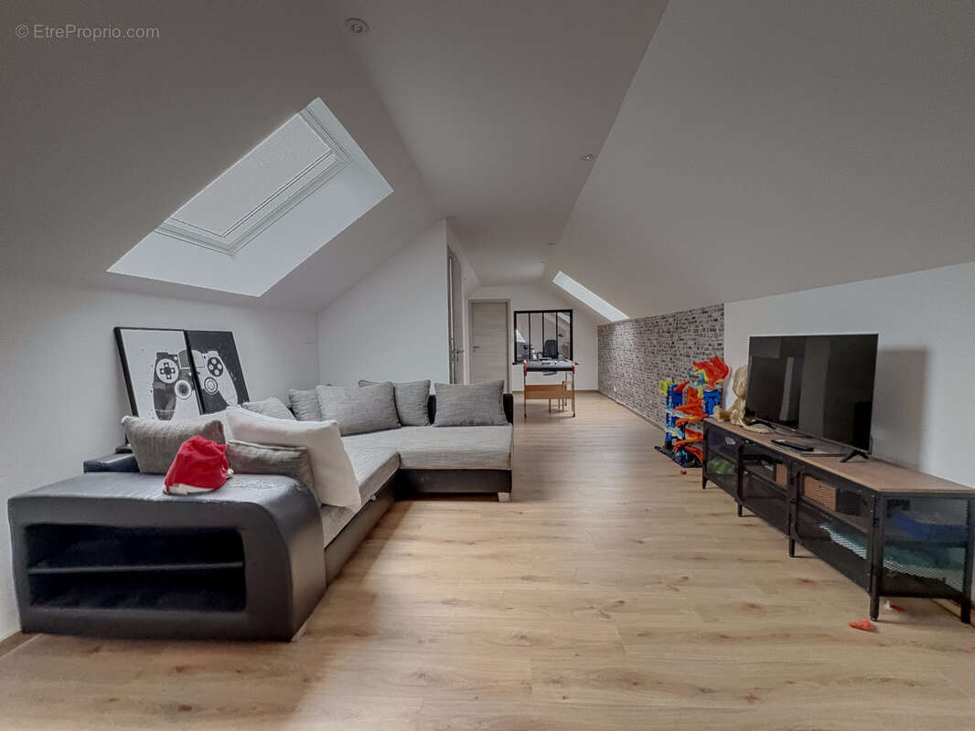 Maison à MARTIGNY-LES-BAINS