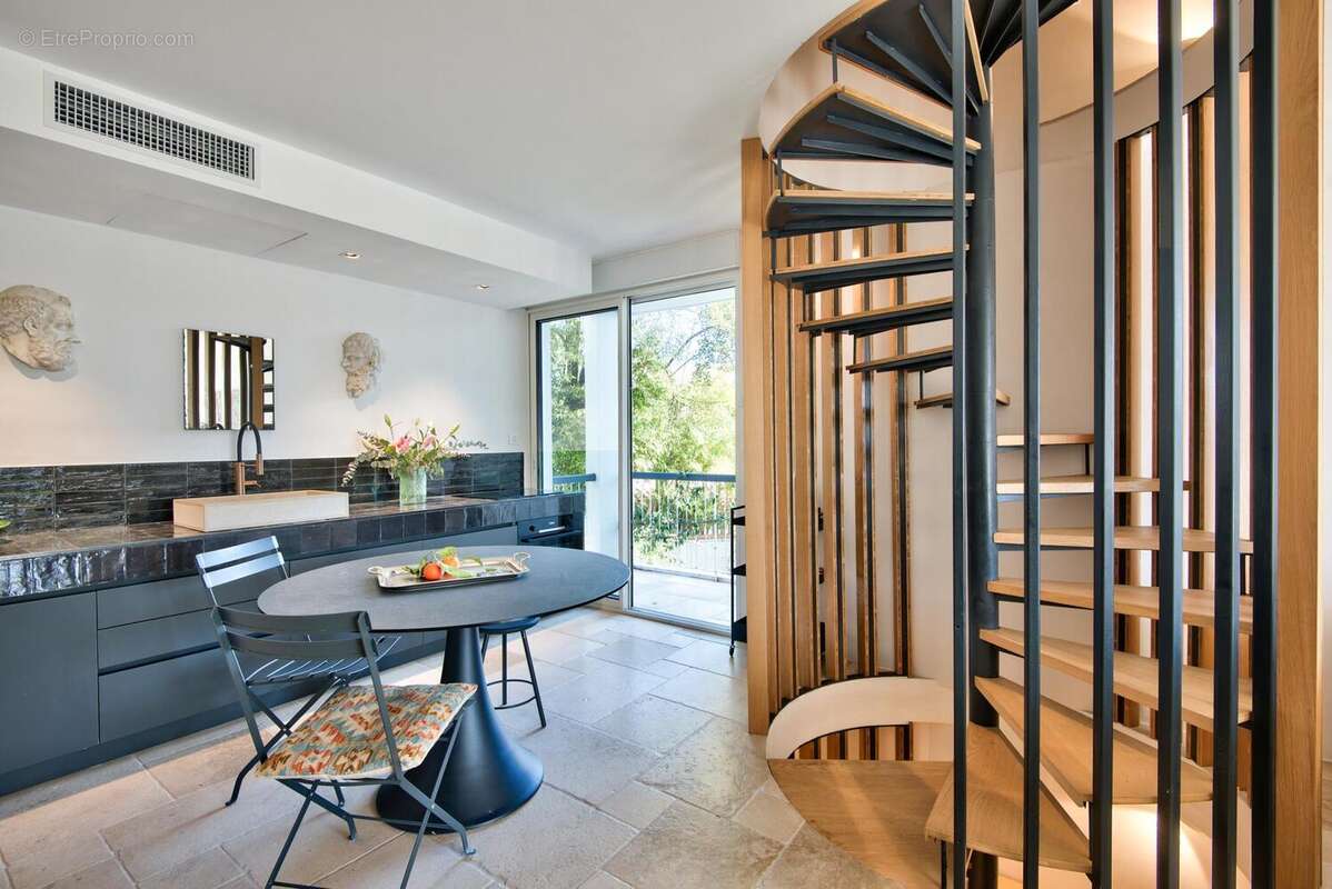 Appartement à SAINT-JEAN-CAP-FERRAT