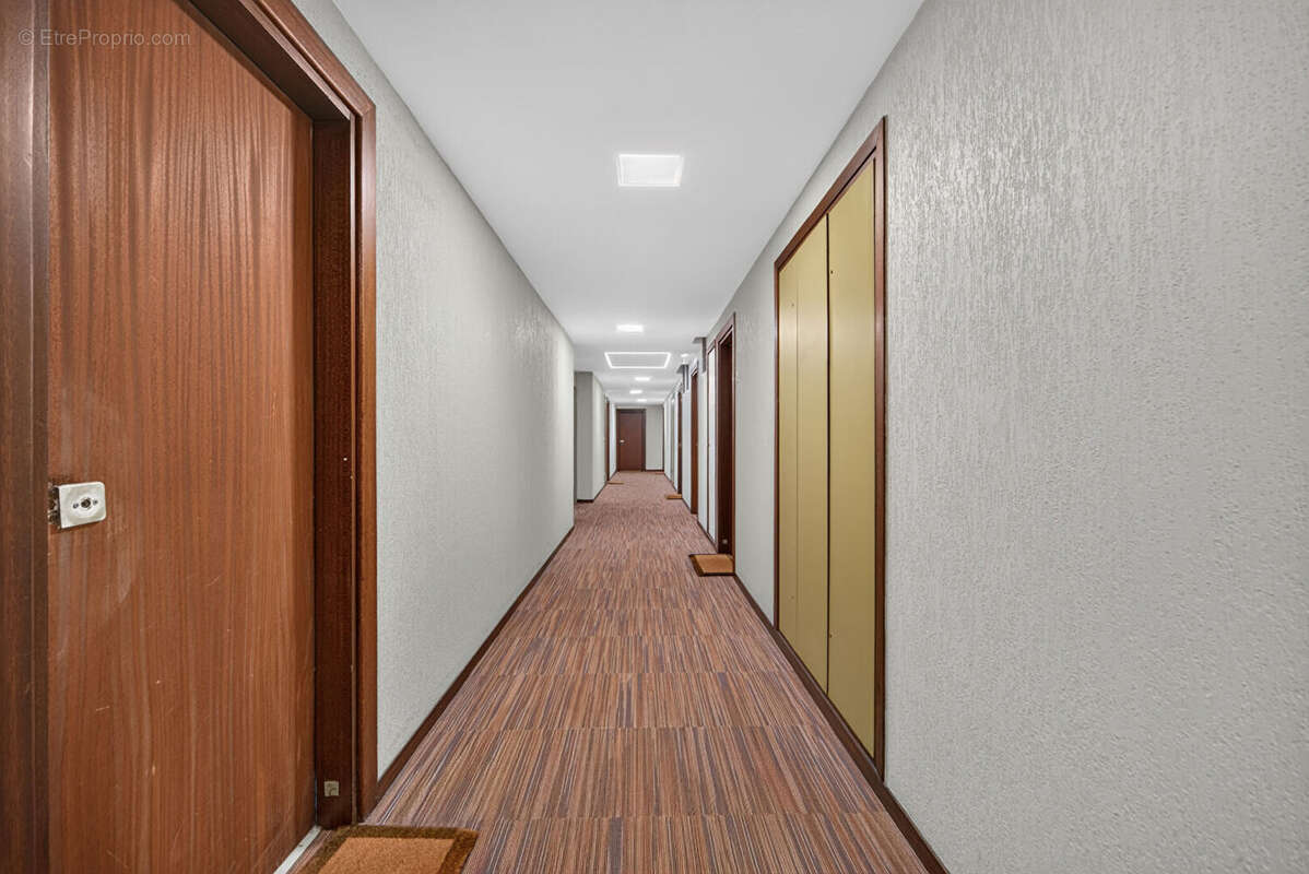Appartement à PARIS-20E