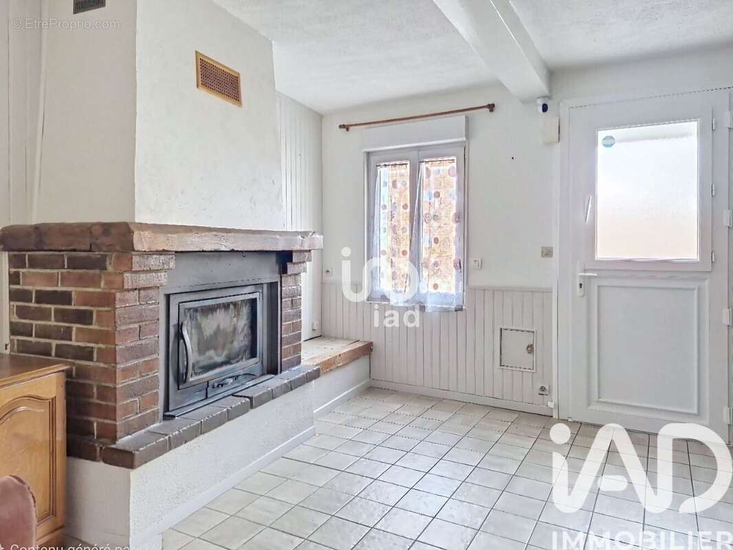 Photo 2 - Maison à SAINS-EN-AMIENOIS