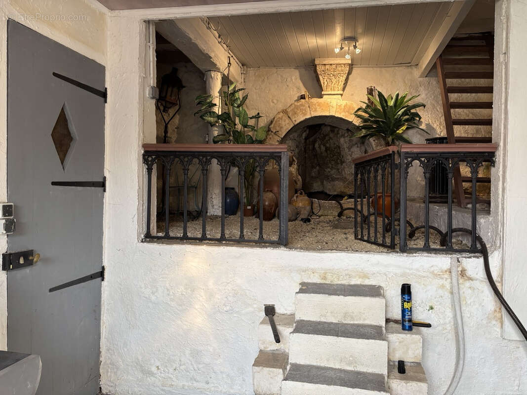 Maison à TONNAY-CHARENTE