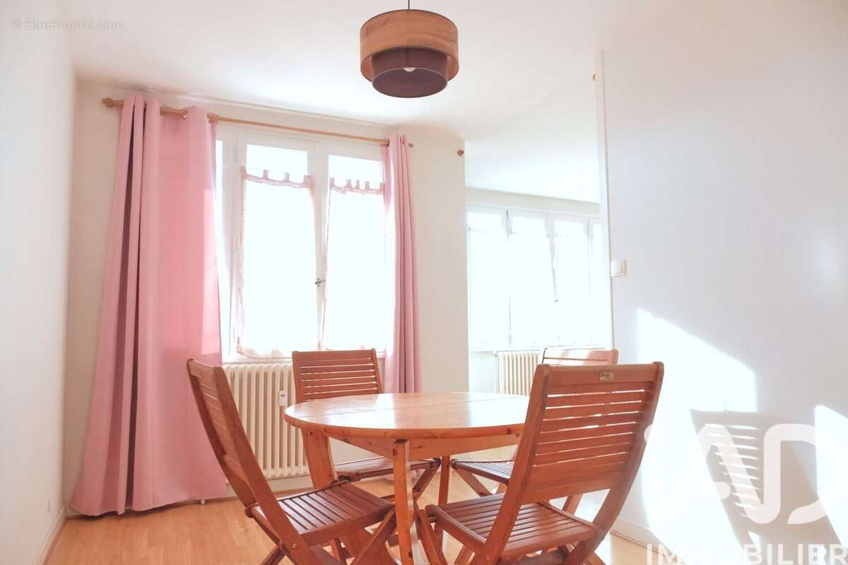 Photo 2 - Appartement à BARBERAZ
