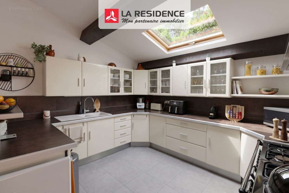 Maison 153 m² à Taradeau  - photo 9