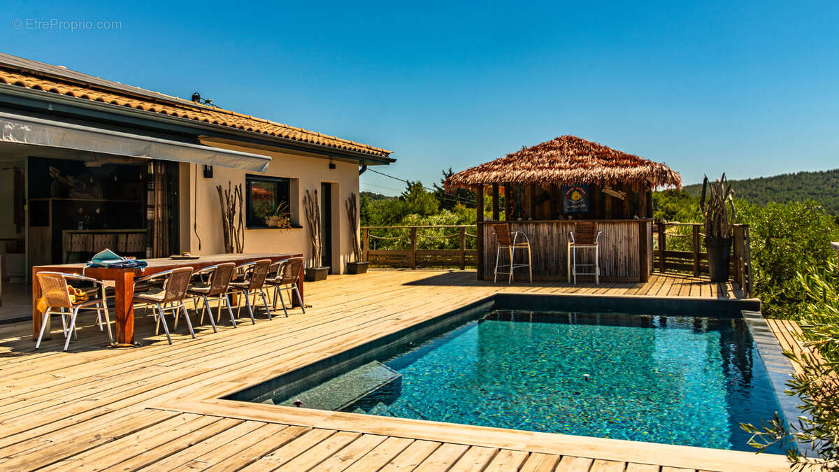 Villa contemporaine de plain-pied   132 m2   Vue dégagée - photo 7