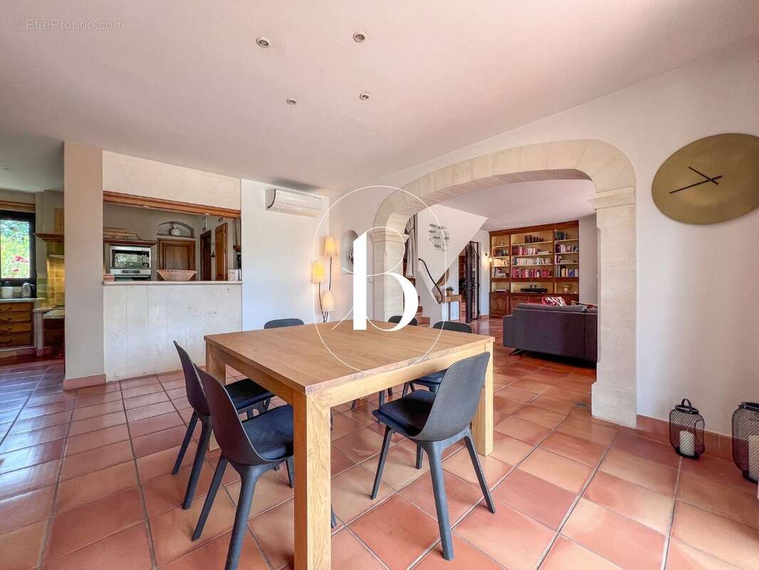 Maison 180 m² à Sabran  - photo 19
