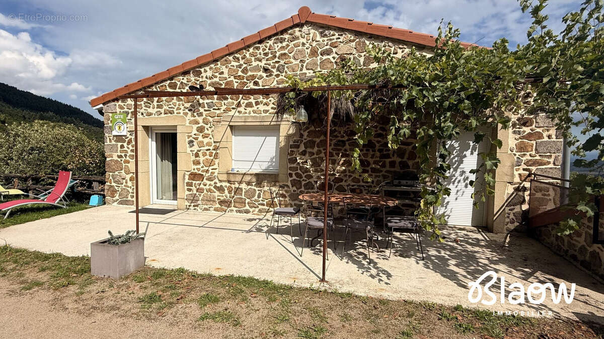 Maison à SAINT-APPOLINARD