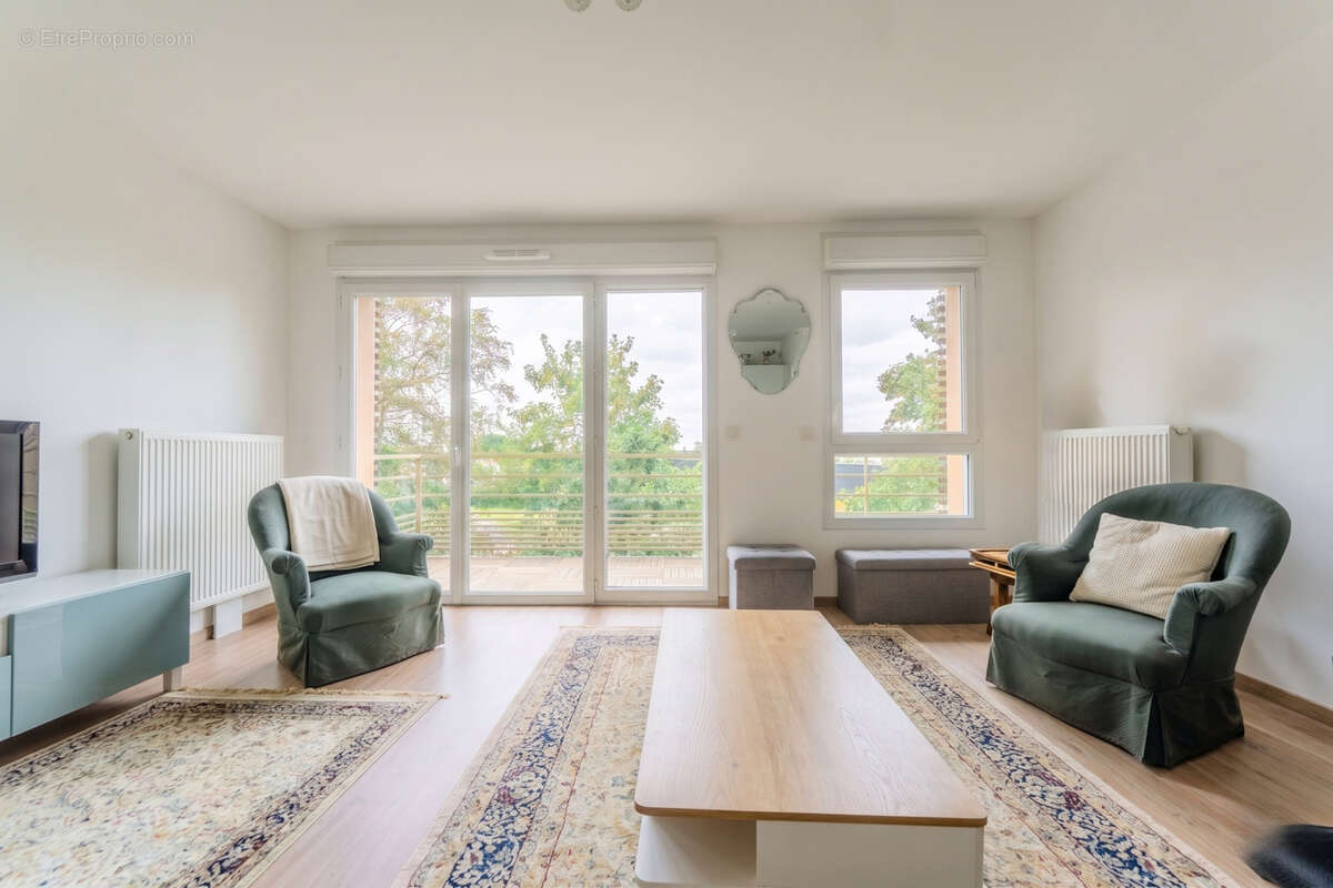 Appartement à PROVIN