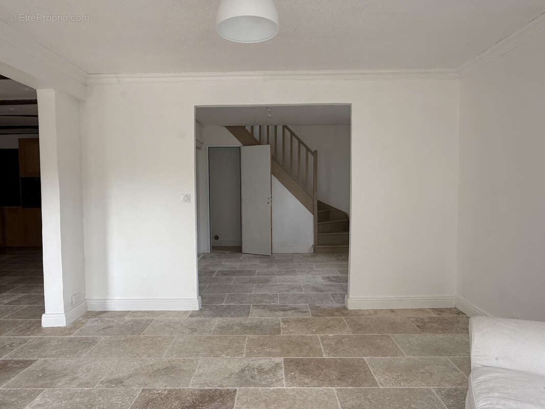 Maison de village avec 2 chambres - photo 10