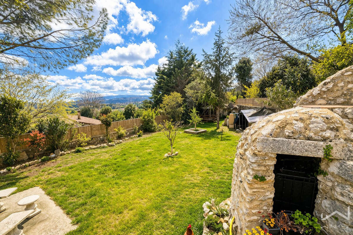 Maison à SAINT-MONTAN