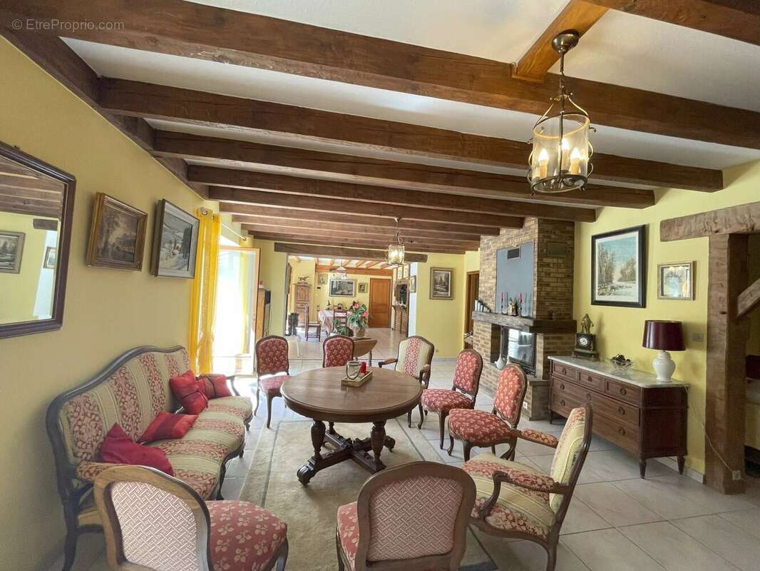 Maison à BAUME-LES-DAMES