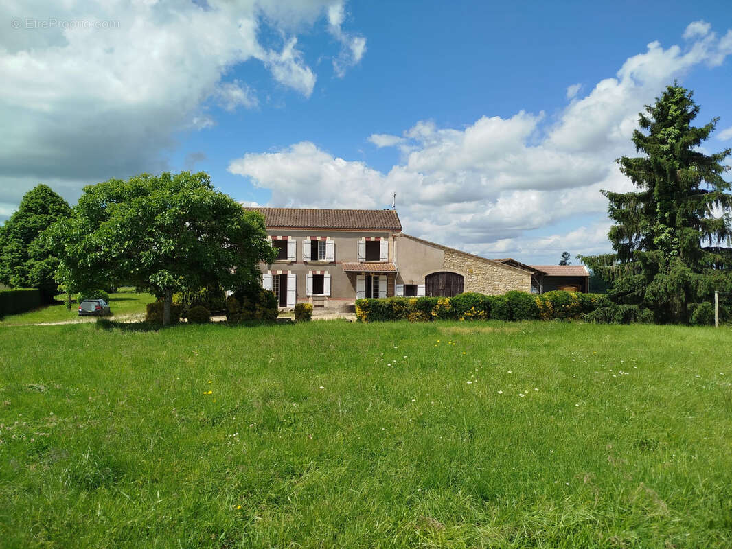 Maison à CAPLONG