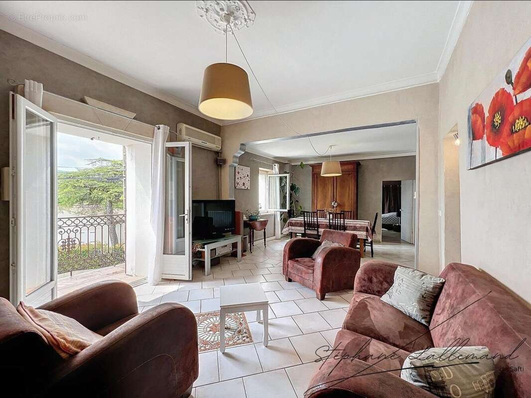 Photo 4 - Maison à SAINT-JULIEN-LES-ROSIERS