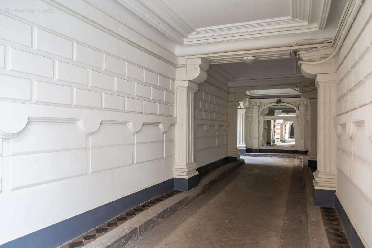 Appartement à PARIS-10E