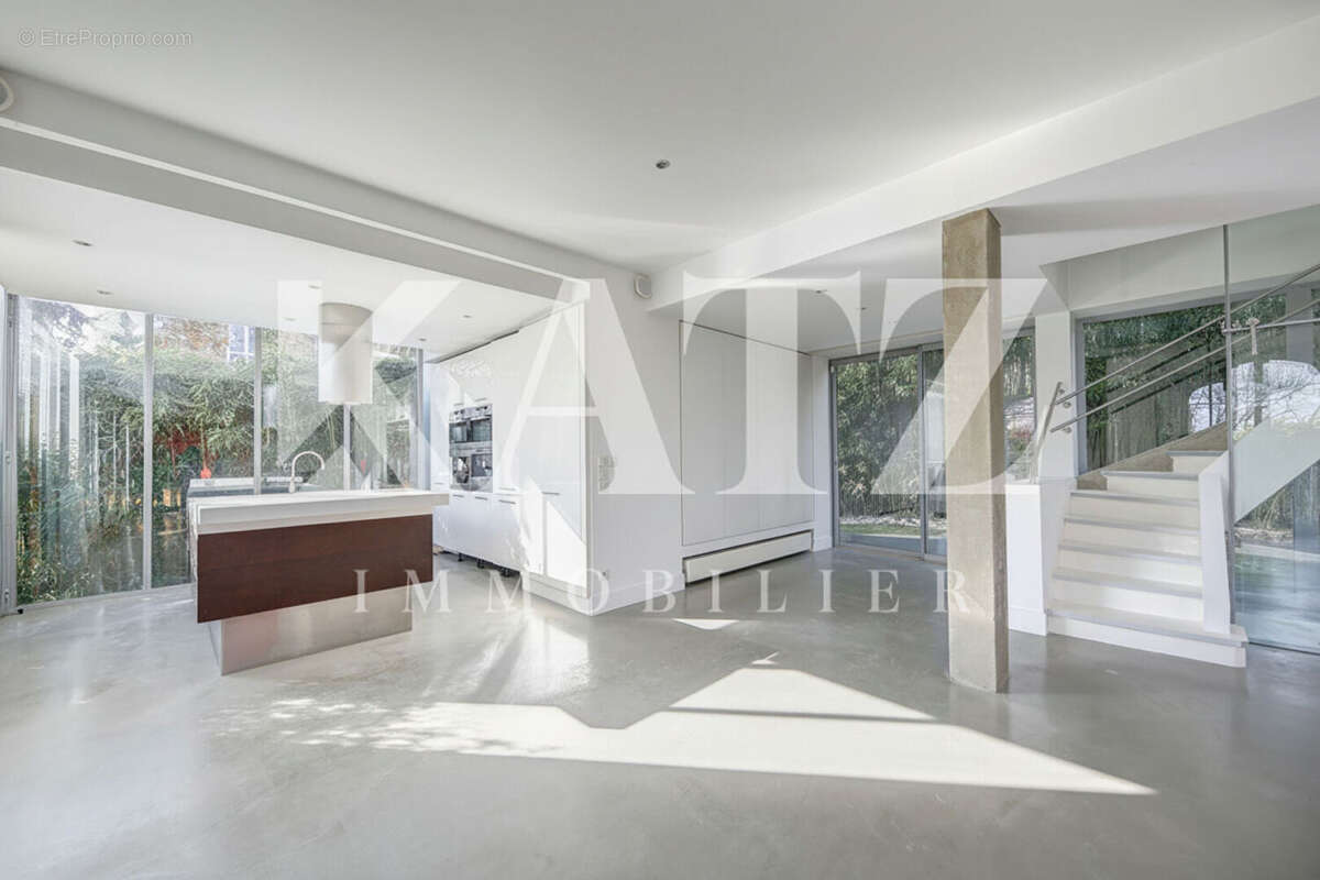 Maison à SAINT-CLOUD