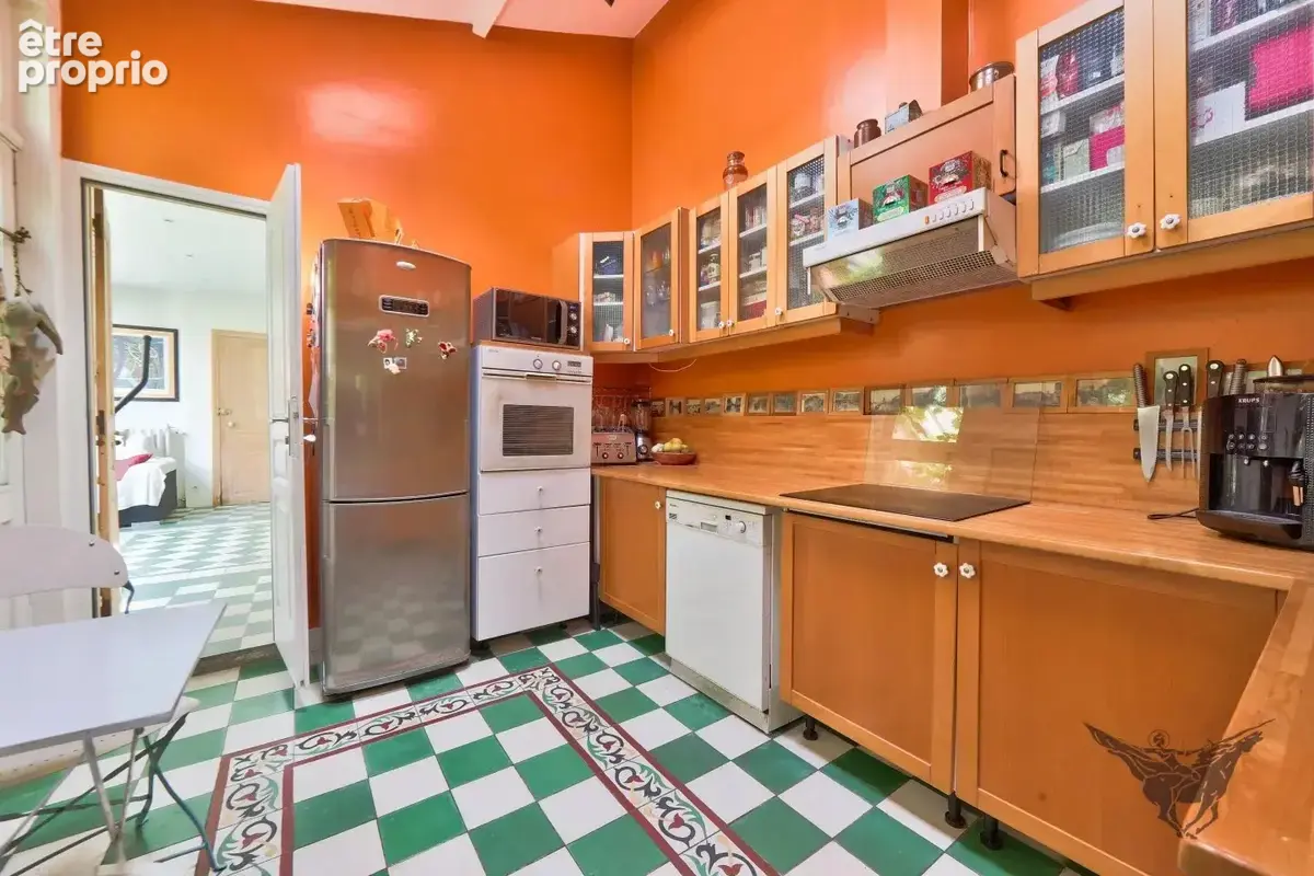 Maire d'Ivry-Sur-Seine - Maison 11 pièces 279 m² - photo 9