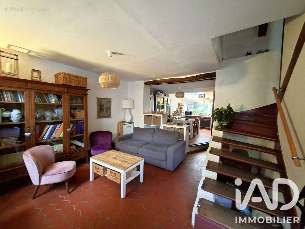 Maison 107 m² à Le Plessis-Aux-Bois  - photo 4