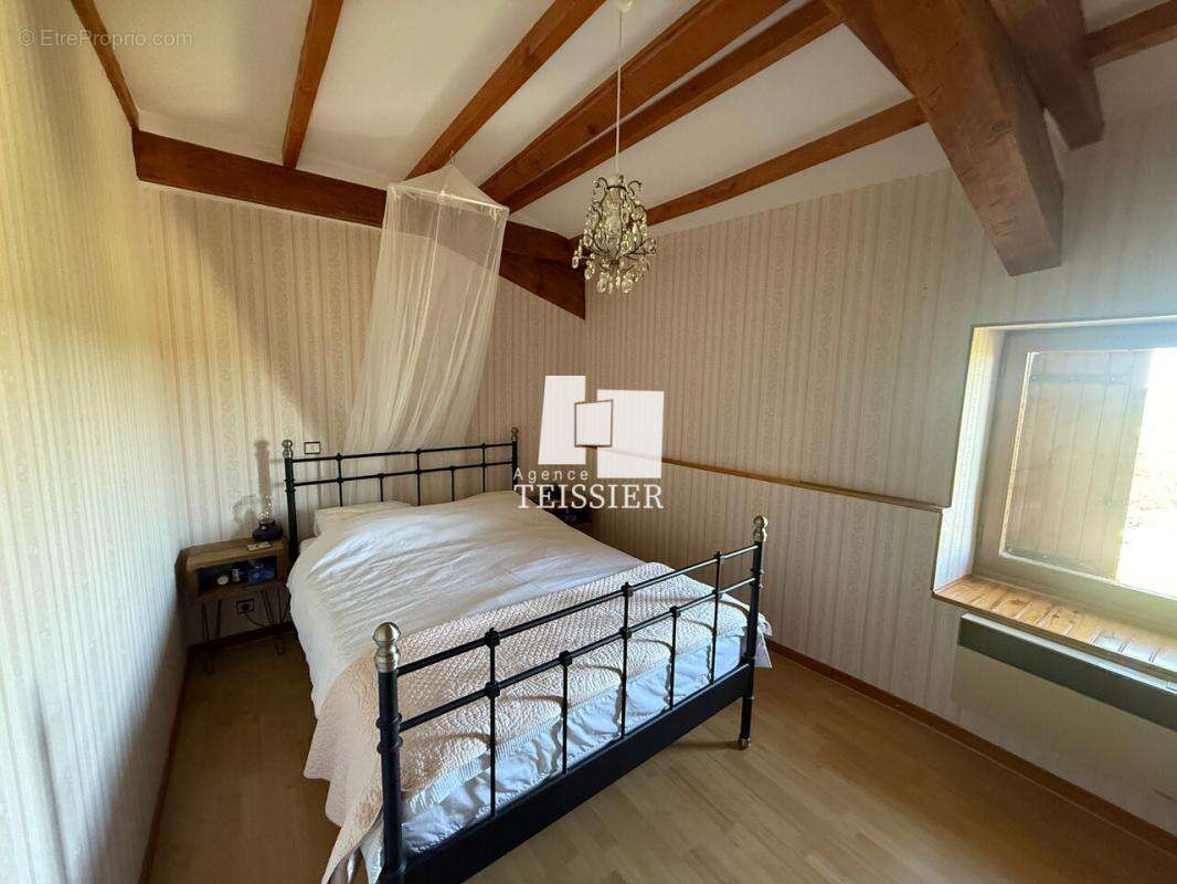 Maison à SAINT-PAUL-LE-JEUNE