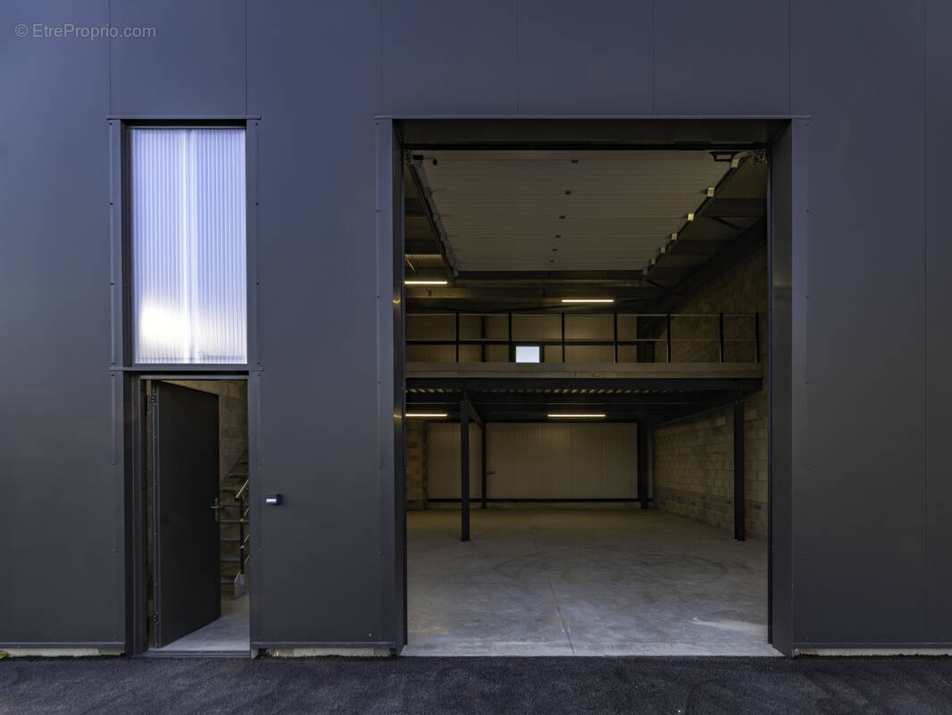 Commerce à POMPERTUZAT