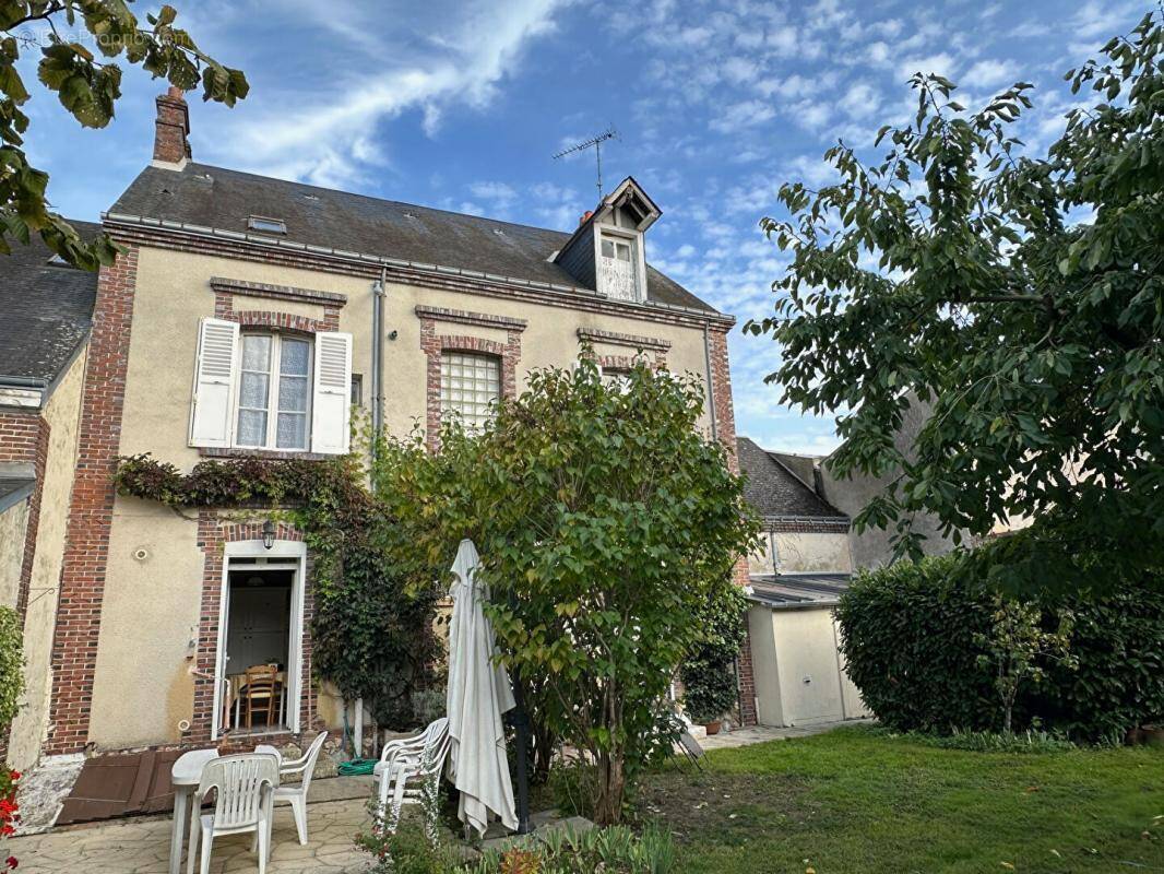 Maison à NOGENT-LE-ROTROU
