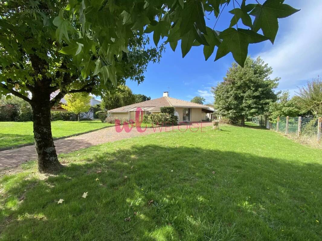 Maison à ARTIGUES-PRES-BORDEAUX