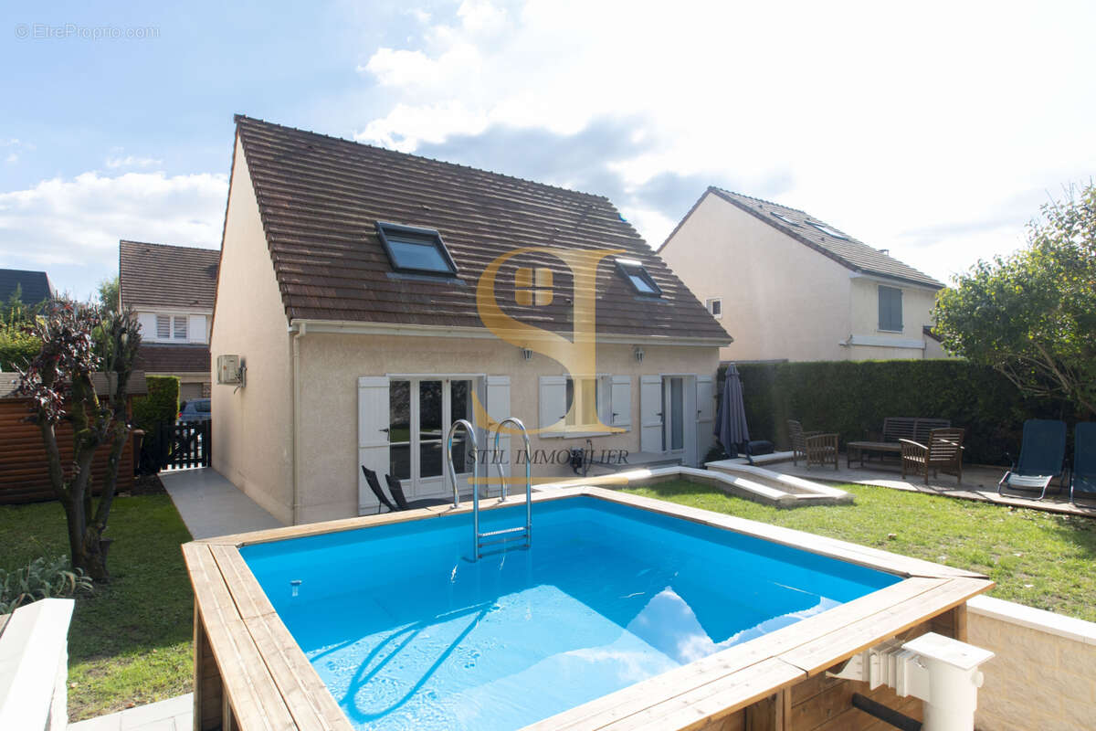Maison à SOISY-SUR-SEINE