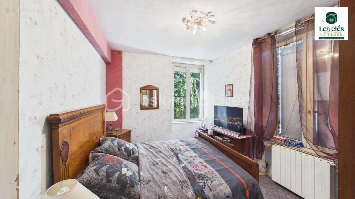 Une maison bourgeoise, cinq chambres, un parc de plus de 4 000 m²… et encore du potentiel ! - photo 11