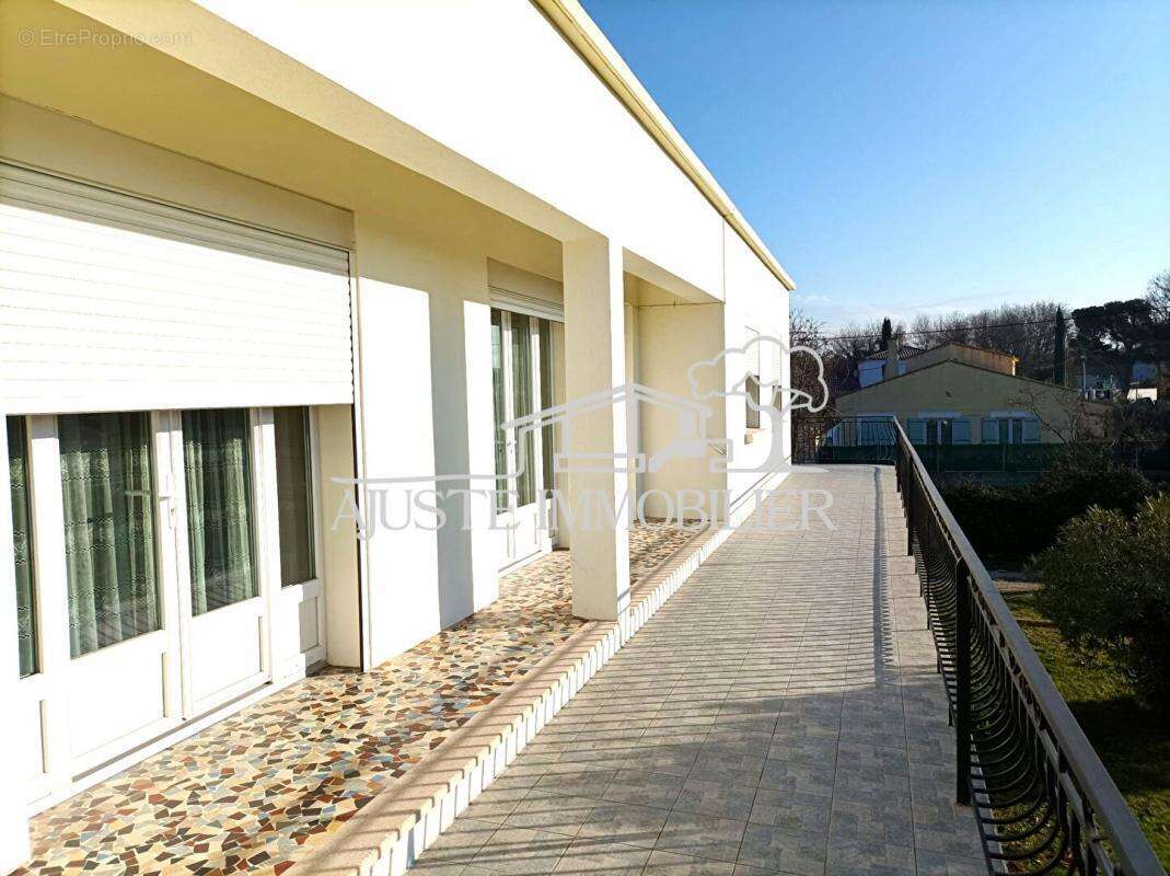 Appartement à SAINT-VICTORET