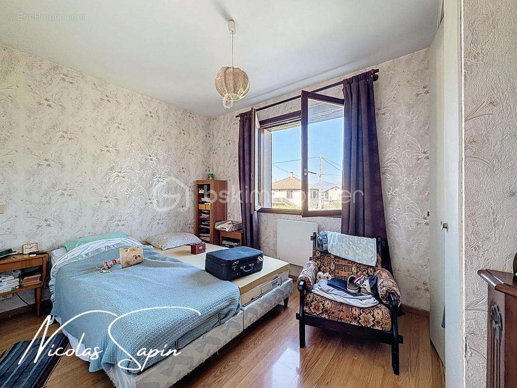 Maison à VARCES-ALLIERES-ET-RISSET