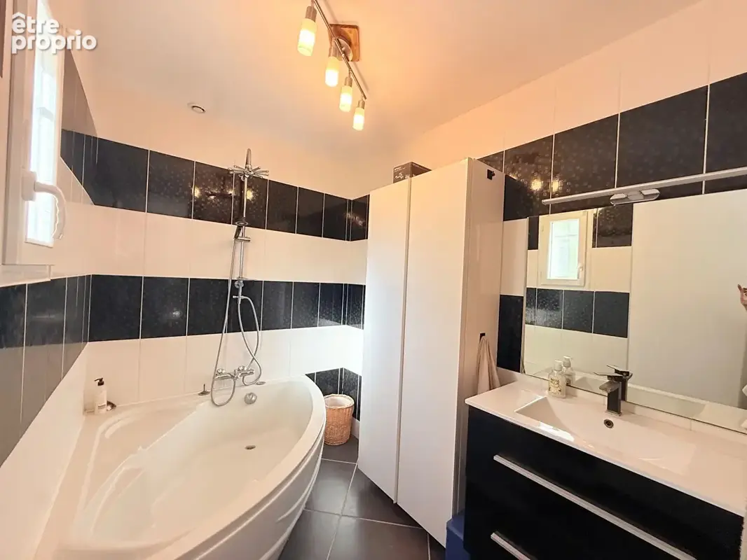 Maison Pradines 5 pièce(s) 110.5 m2 - photo 6