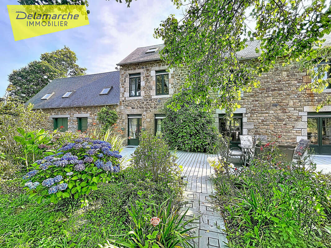 Longère en pierres - Dépendances - Terrain de 1600m2 - Marcey-les-Grèves - photo 15