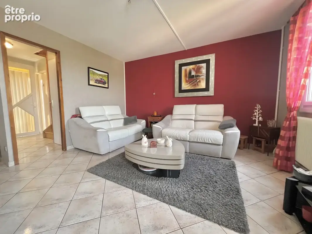 Charmante maison mitoyenne de 4 pièces avec garage et terrasse - Mions - photo 4