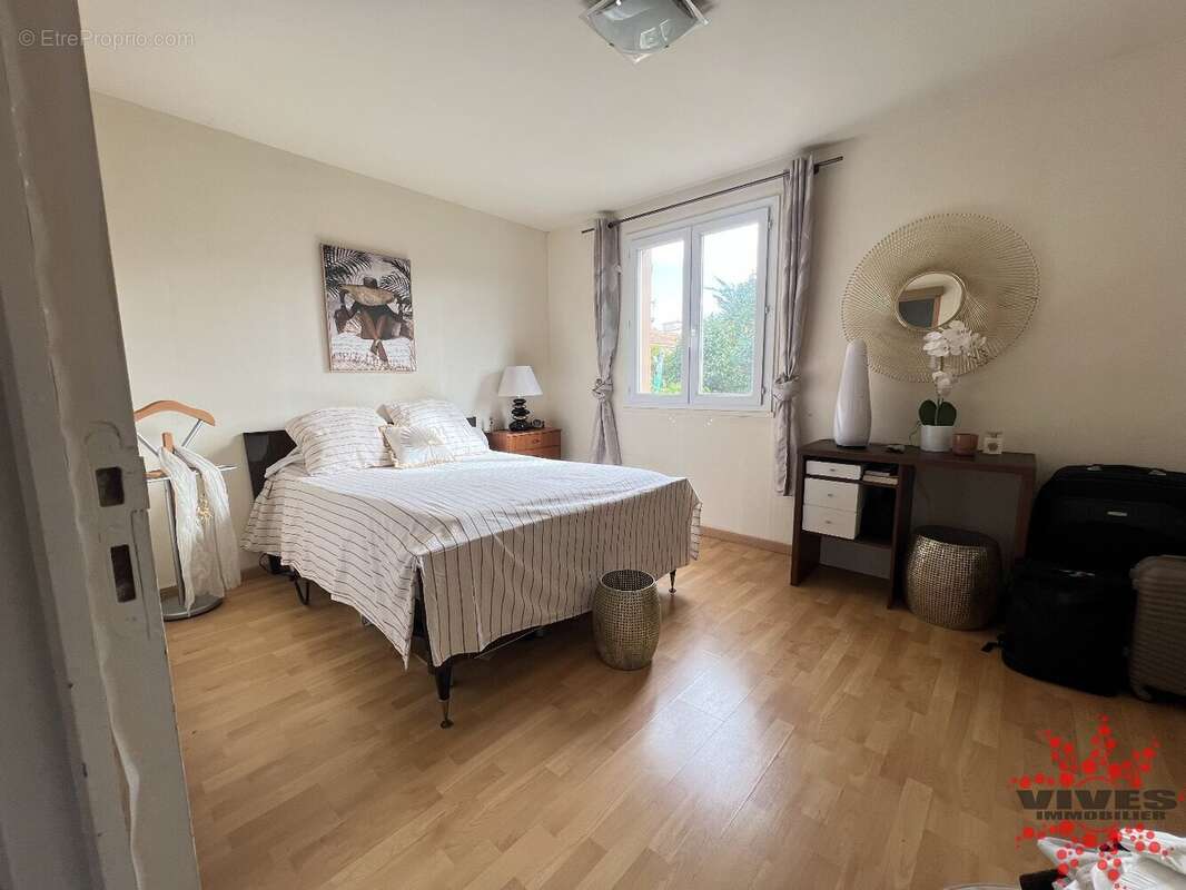 Maison à NISSAN-LEZ-ENSERUNE