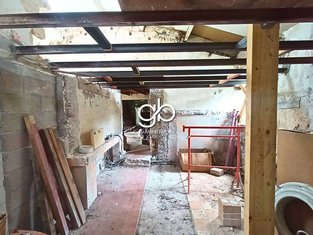 Maison à SUSSARGUES