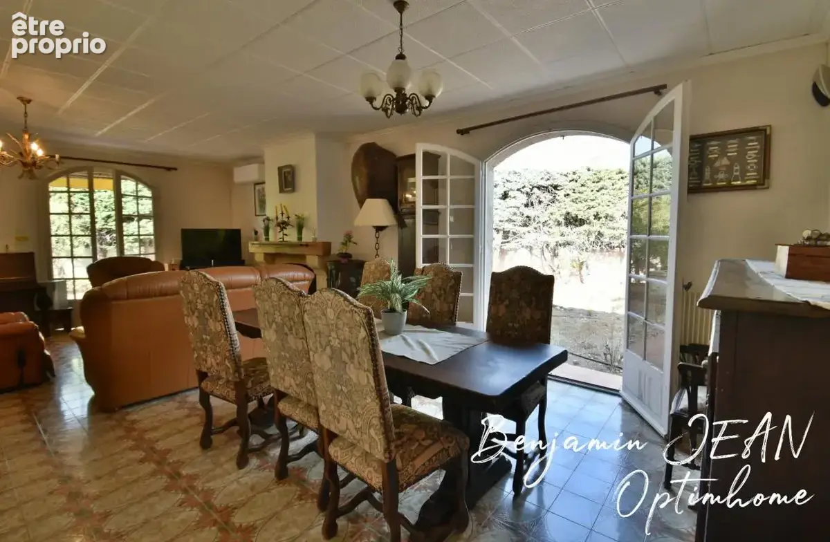 Sauvian – Maison de plain-pied 4 faces sur 715 m² avec garage et beau potentiel - photo 9