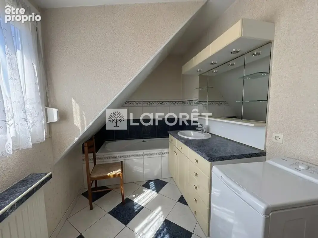 Maison secteur parc Bertin - 95m² - 3 ch - sous-sol - jardin - photo 7