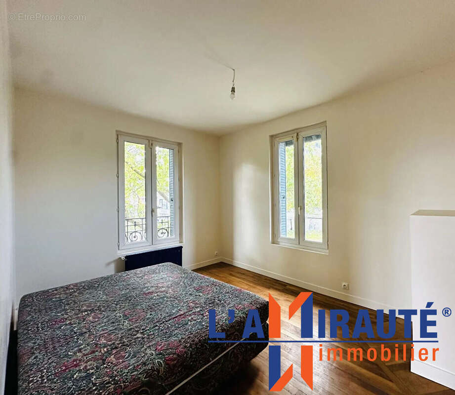 Maison à SARTROUVILLE