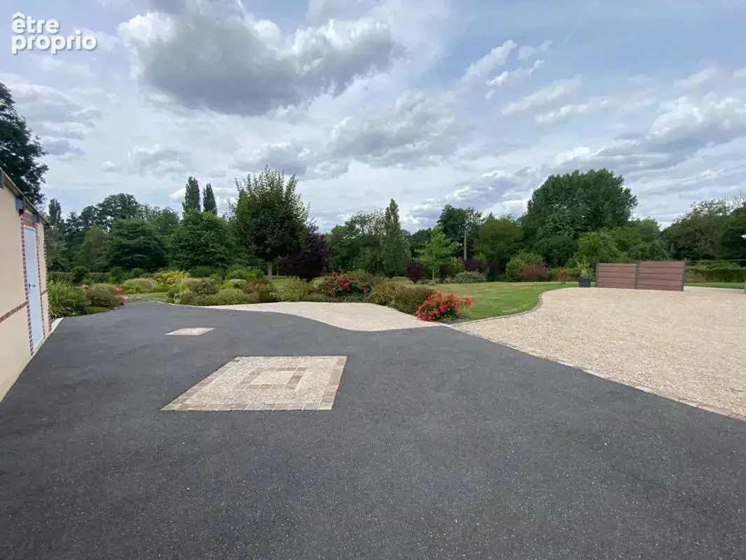 Propiété avec étang et rivière 273 m2 - photo 15