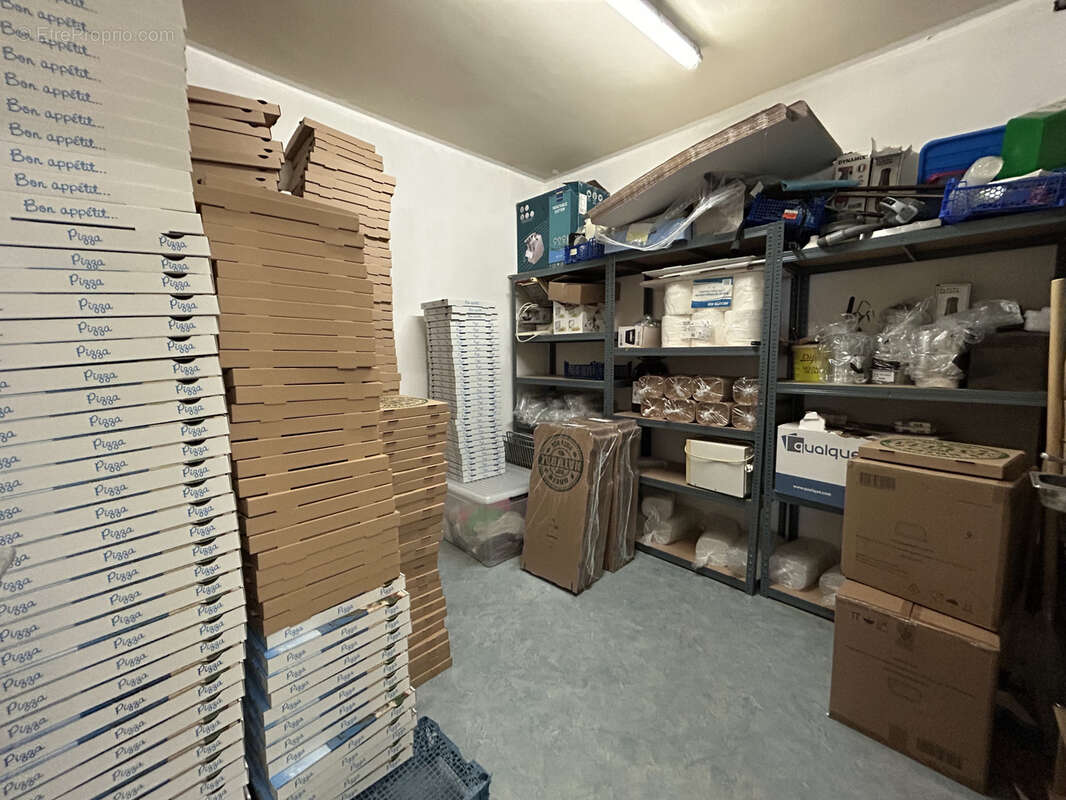 Commerce à HAUTERIVES