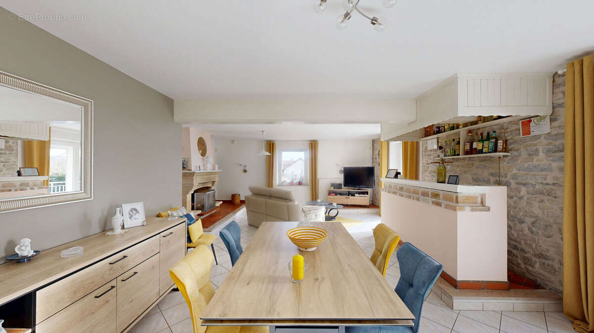 Maison à ARC-ET-SENANS