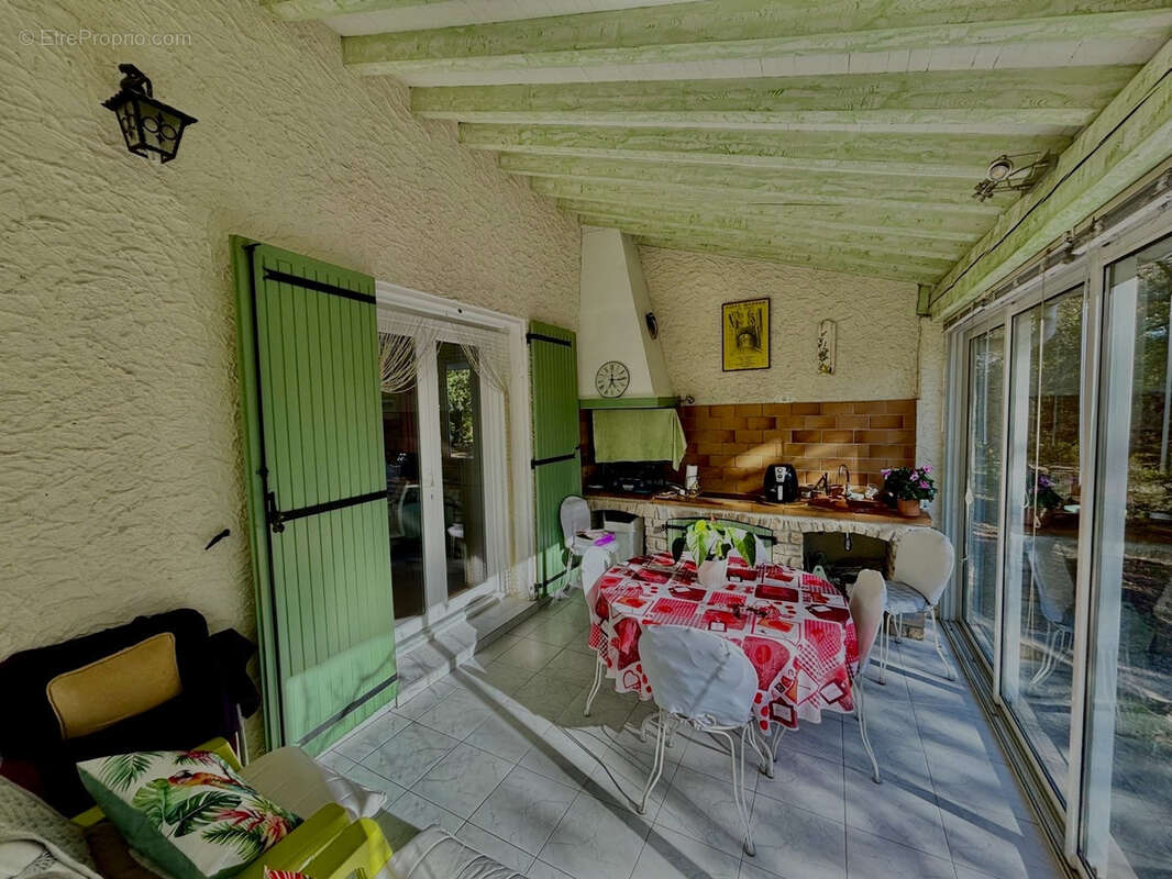 Maison à GRIGNAN