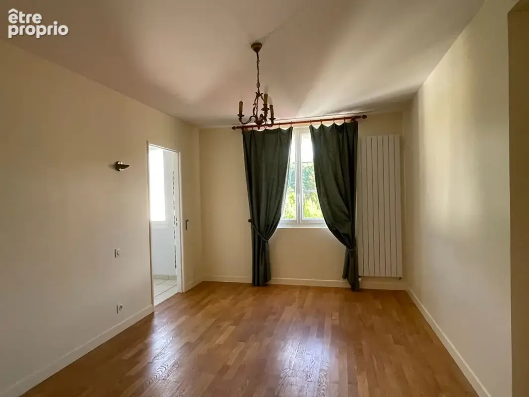 Appartement de standing ascenseur privatif  dans Provins hyper centre 190 m² + 2 garages - photo 16