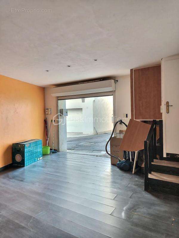 Maison à SAINT-ESTEVE