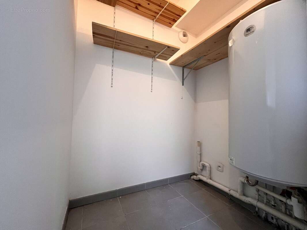 Saint-simon - spacieux t2 de 41,60m² avec balcon et 2 places de parkings - photo 7