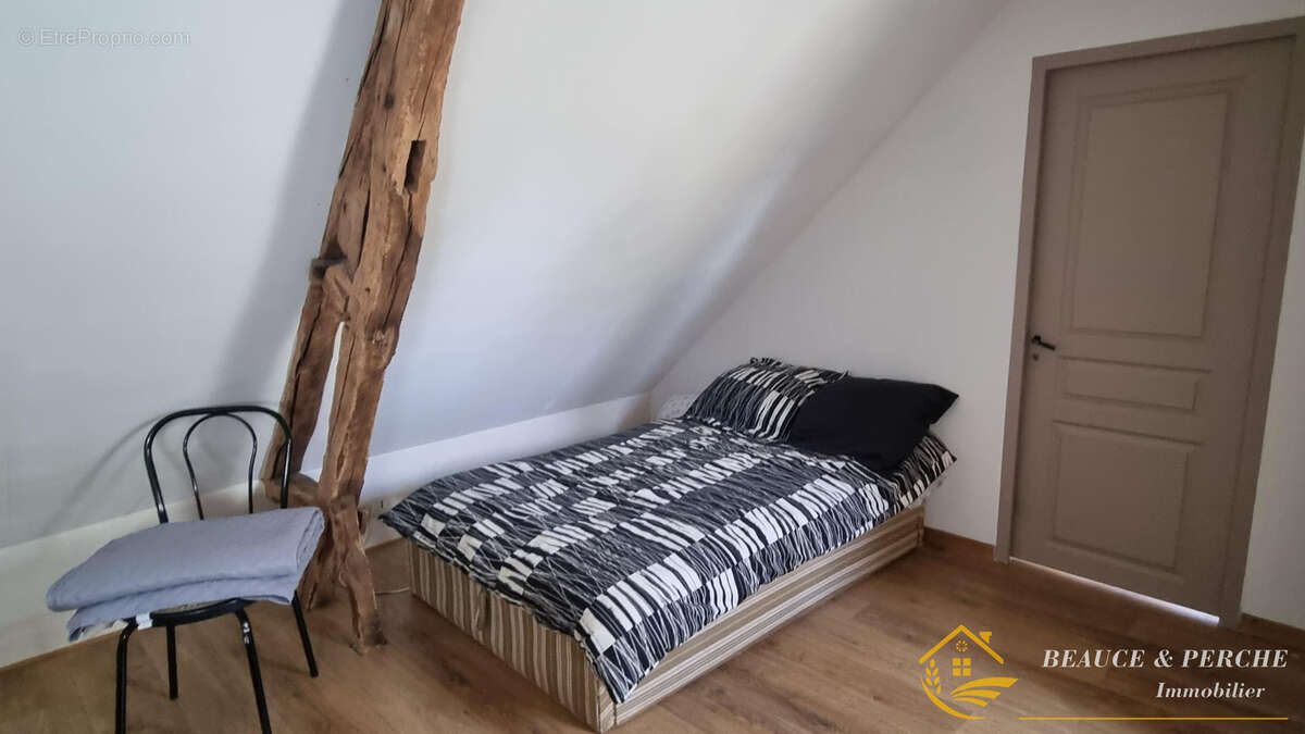 Maison 107 m² à Combres  - photo 13