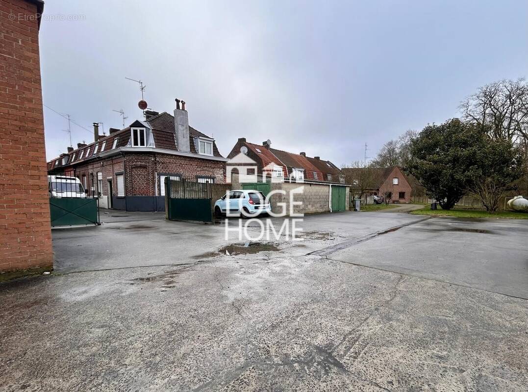 Maison à LYS-LEZ-LANNOY