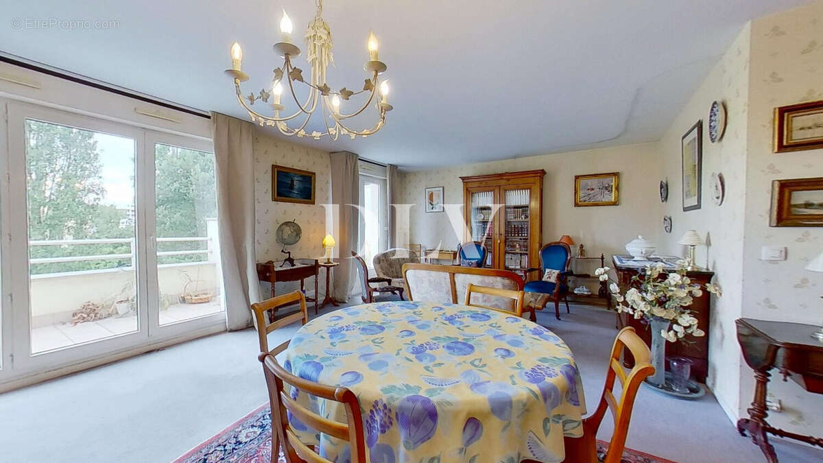 Appartement à AVON
