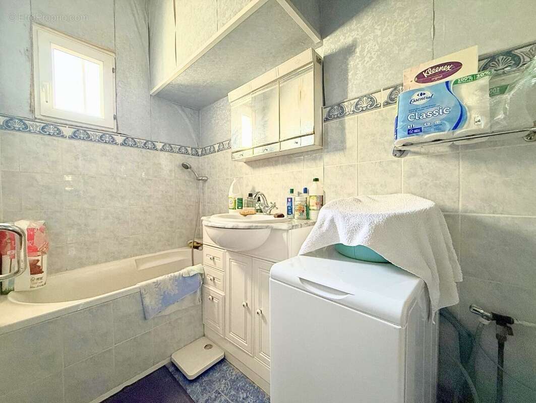 Maison à SARTROUVILLE