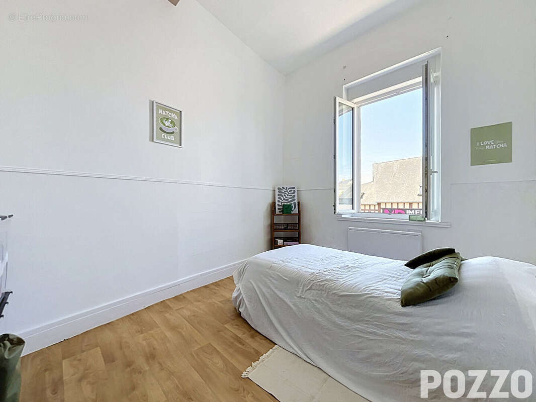 A vendre - le teilleul - maison 4 pièce(s) 80 m² - maison de bourg - proximite des services - photo 9