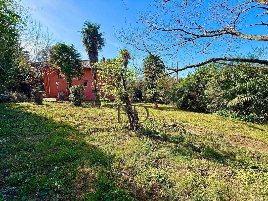 Maison 185 m² à Hendaye  - photo 2