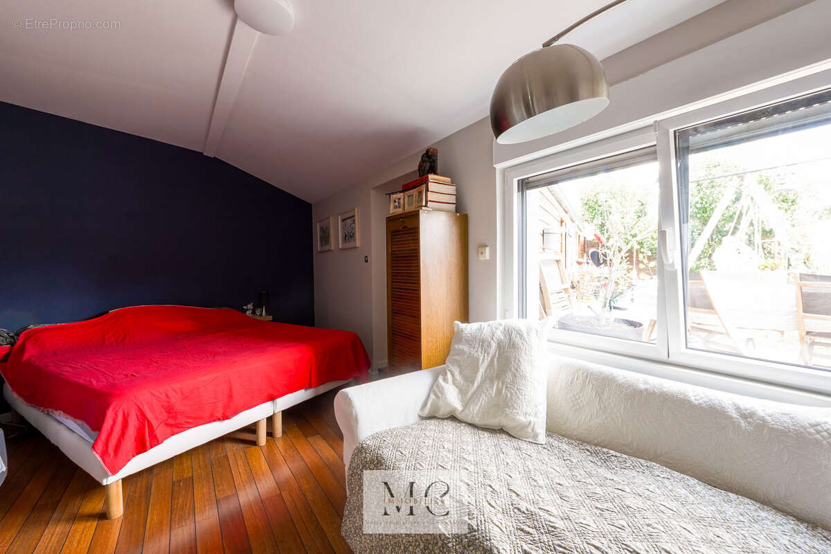 Semi plain pied individuel avec jardin et garage - photo 8
